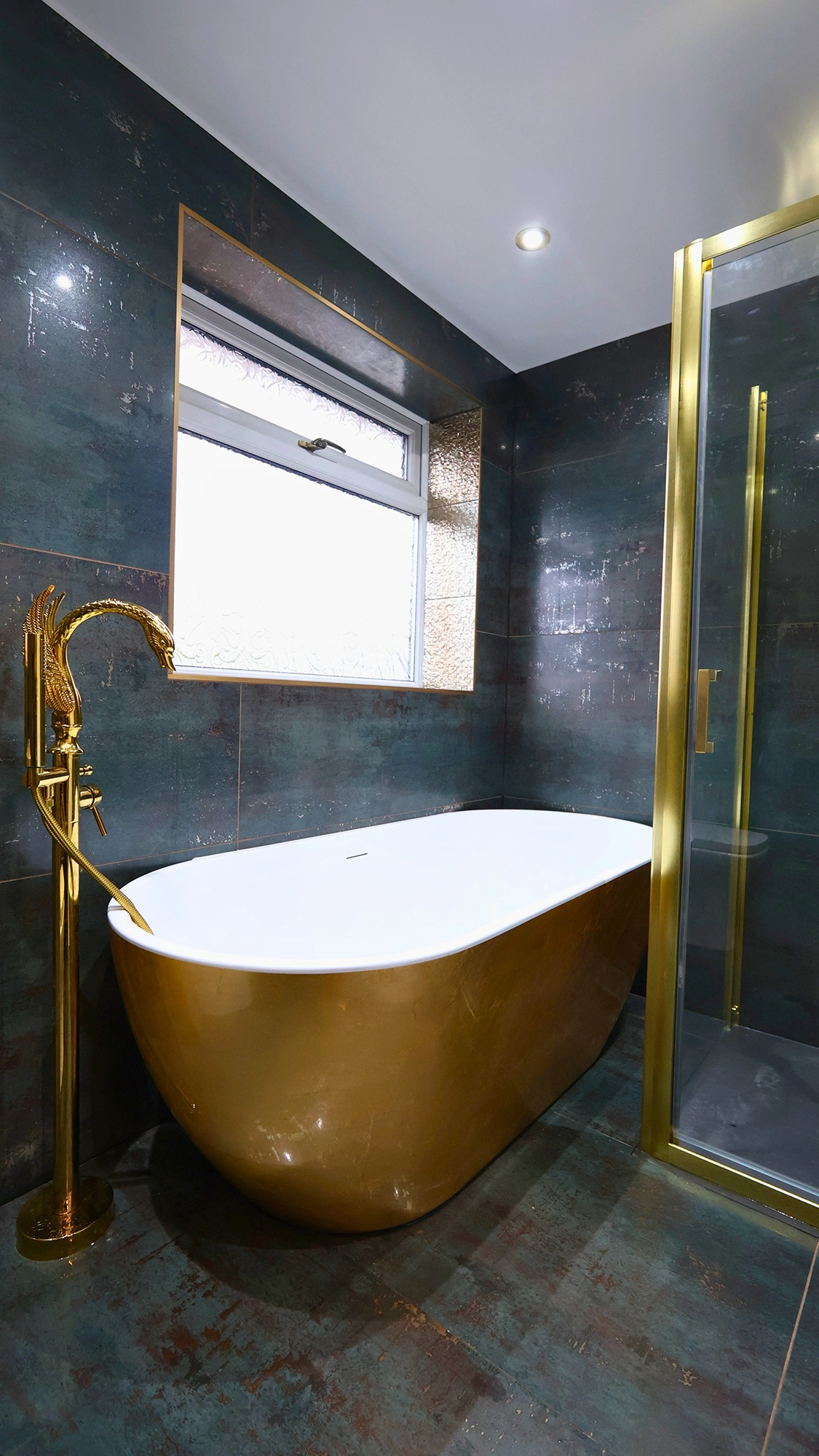 Darker Themed Bathroom Design
